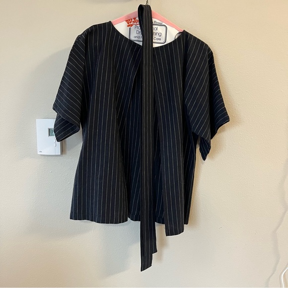 Finders keepers navy top - Picture 2 of 5